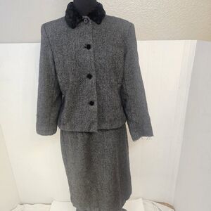 Vintage Harolds Elegant Gray Women's Skirt Suit Sz 14 Preppy Secretary Retro